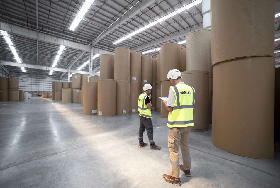 EXPERIENCE THE DIFFERENCE OF MEDLOG WAREHOUSING